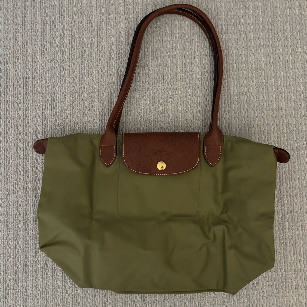 Longchamp Le Pluage Olive Green Handbag with Brown Accents